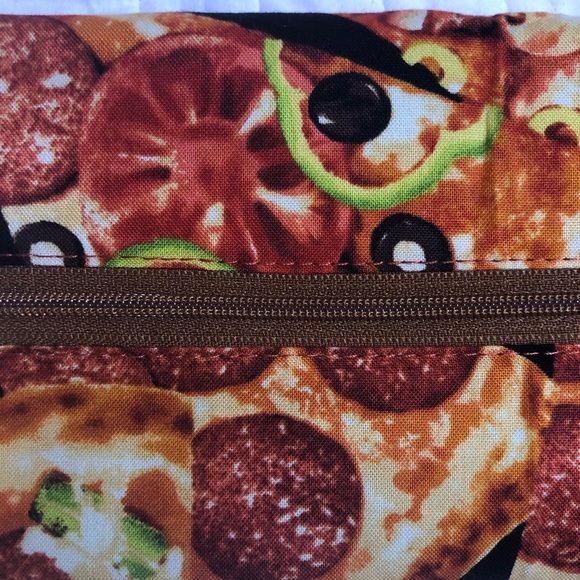 Makeup Junkie Bag Size Mini Pizzeria Print - Picture 4 of 5